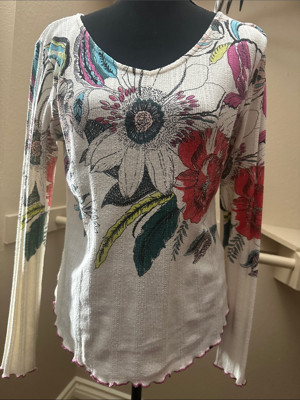 Desigual White Long Sleeve Scoop Neck Top with Multicolor Floral Print
